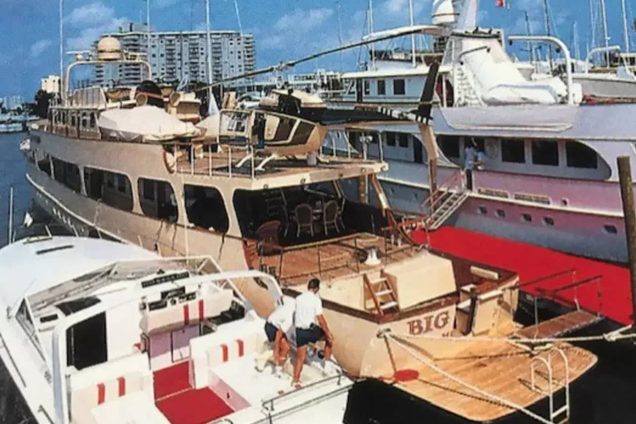 Nadine yacht model