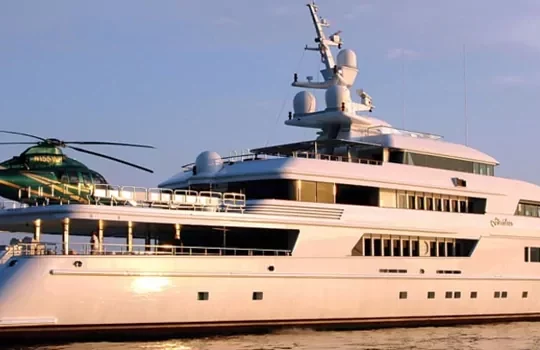 Greg Norman Yacht