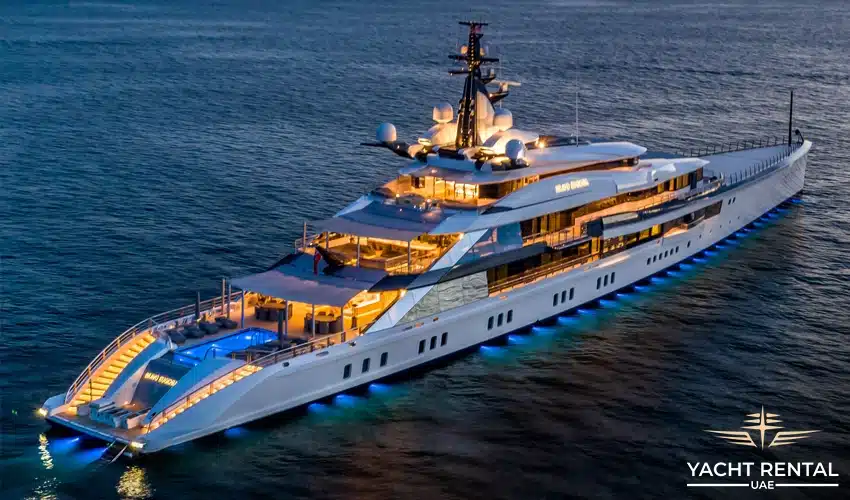 Jerry Jones Yacht