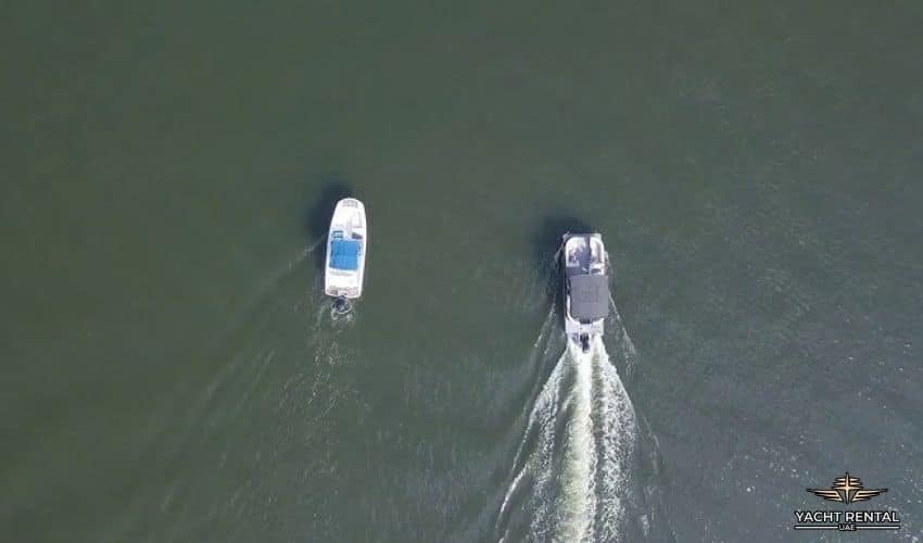 How to make a safe pass with fishing boat