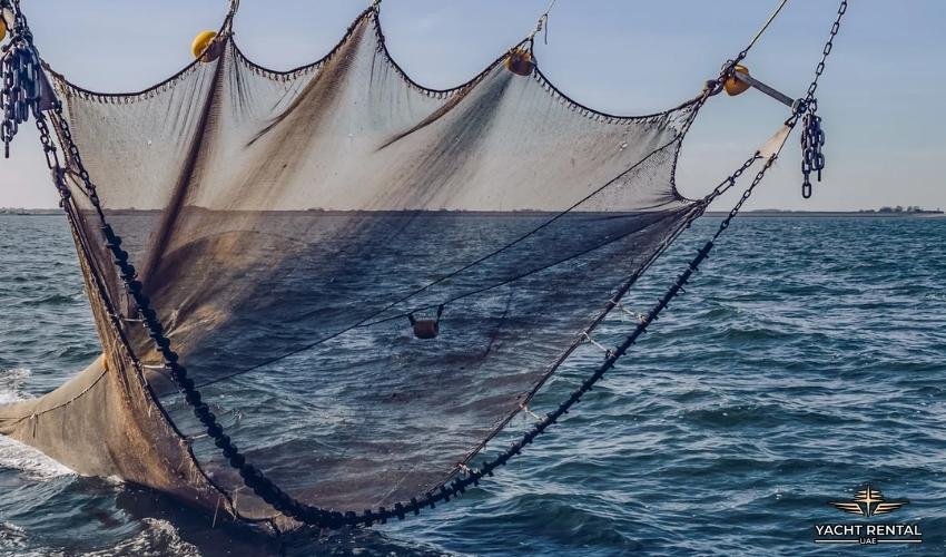 What Should You Do If You Encounter a Fishing Boat While Out in Your Vessel and tips